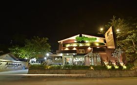 โรงแรมอู่โกตั๋น เพลส